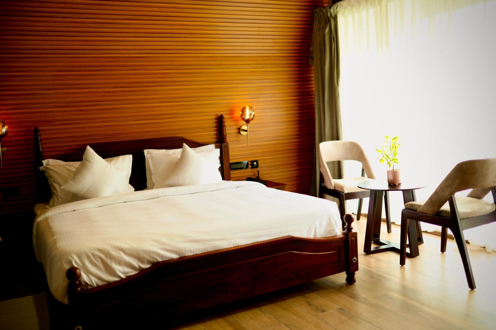 Leela'S 7Th Heaven Resort & Spa Trikunnapuzha Εξωτερικό φωτογραφία
